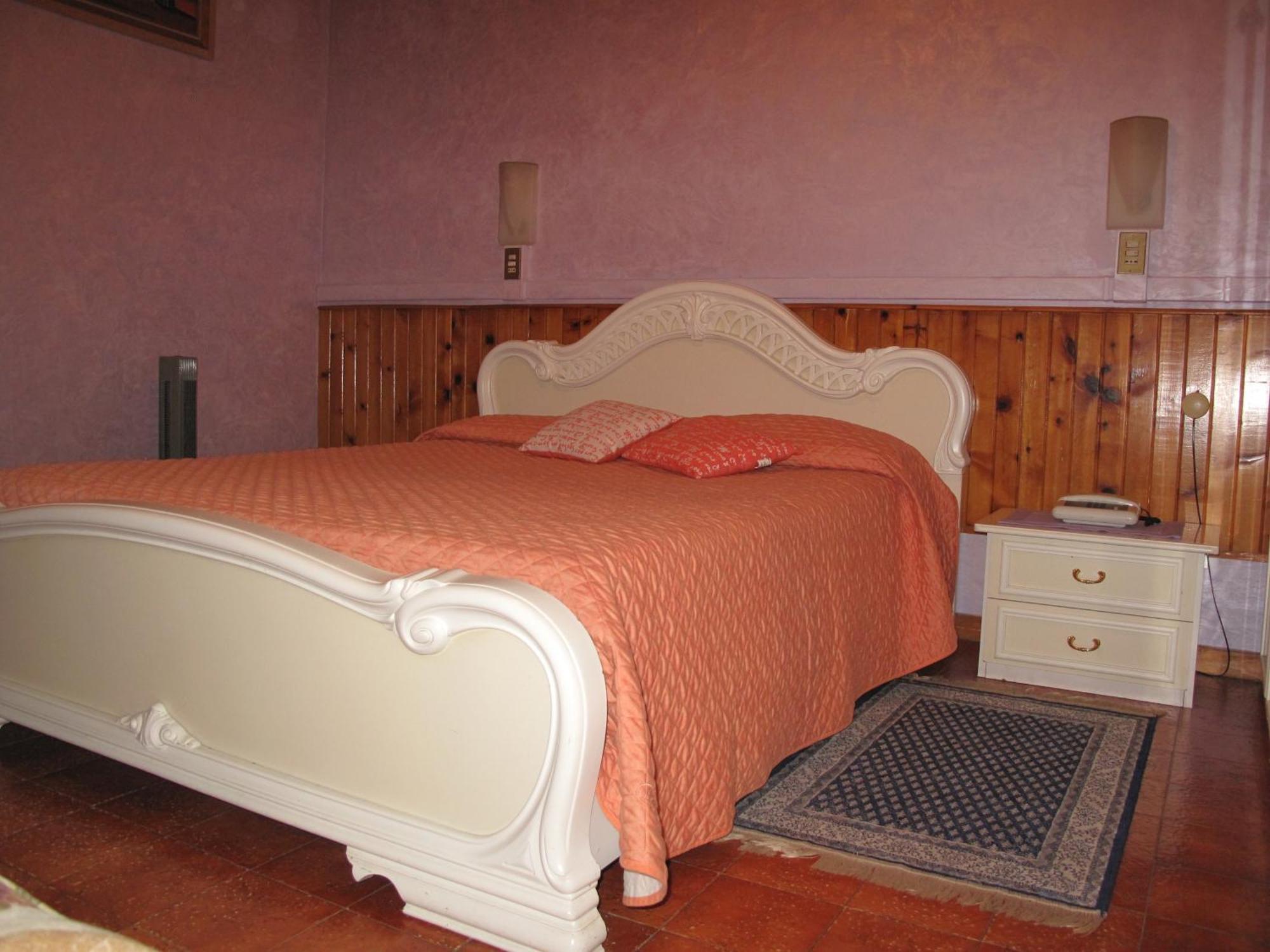 Hotel Ristorante La Nuova Fattoria Карзоли Номер фото