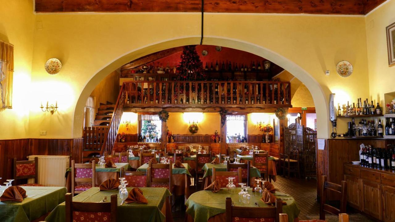 Hotel Ristorante La Nuova Fattoria Карзоли Экстерьер фото